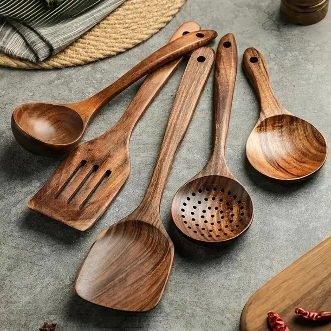 Kitchen Utensils Set in Walnut (5 pieces)
