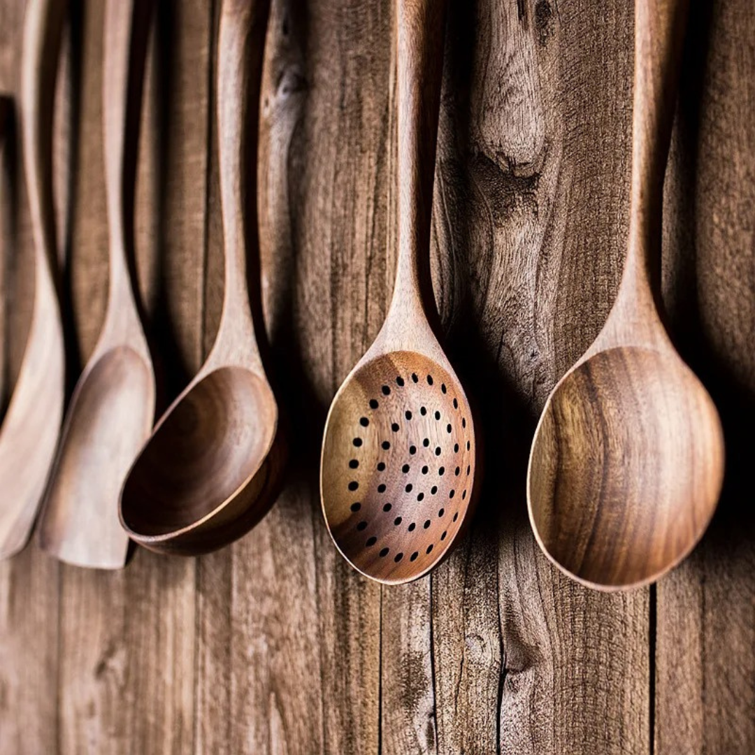 Kitchen Utensils Set in Walnut (5 pieces)