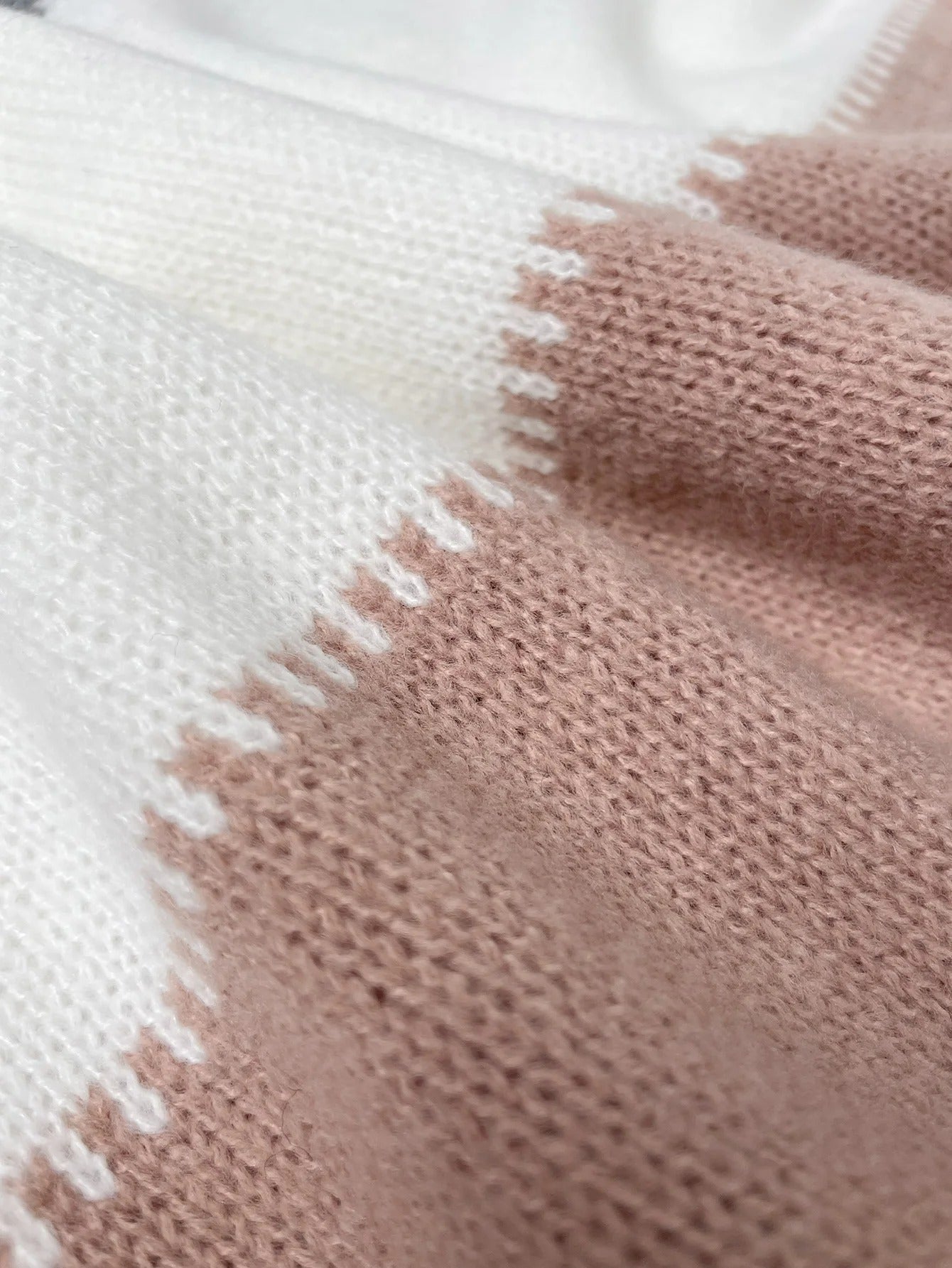 Cheyenne™ - Casual sweater with leopard design