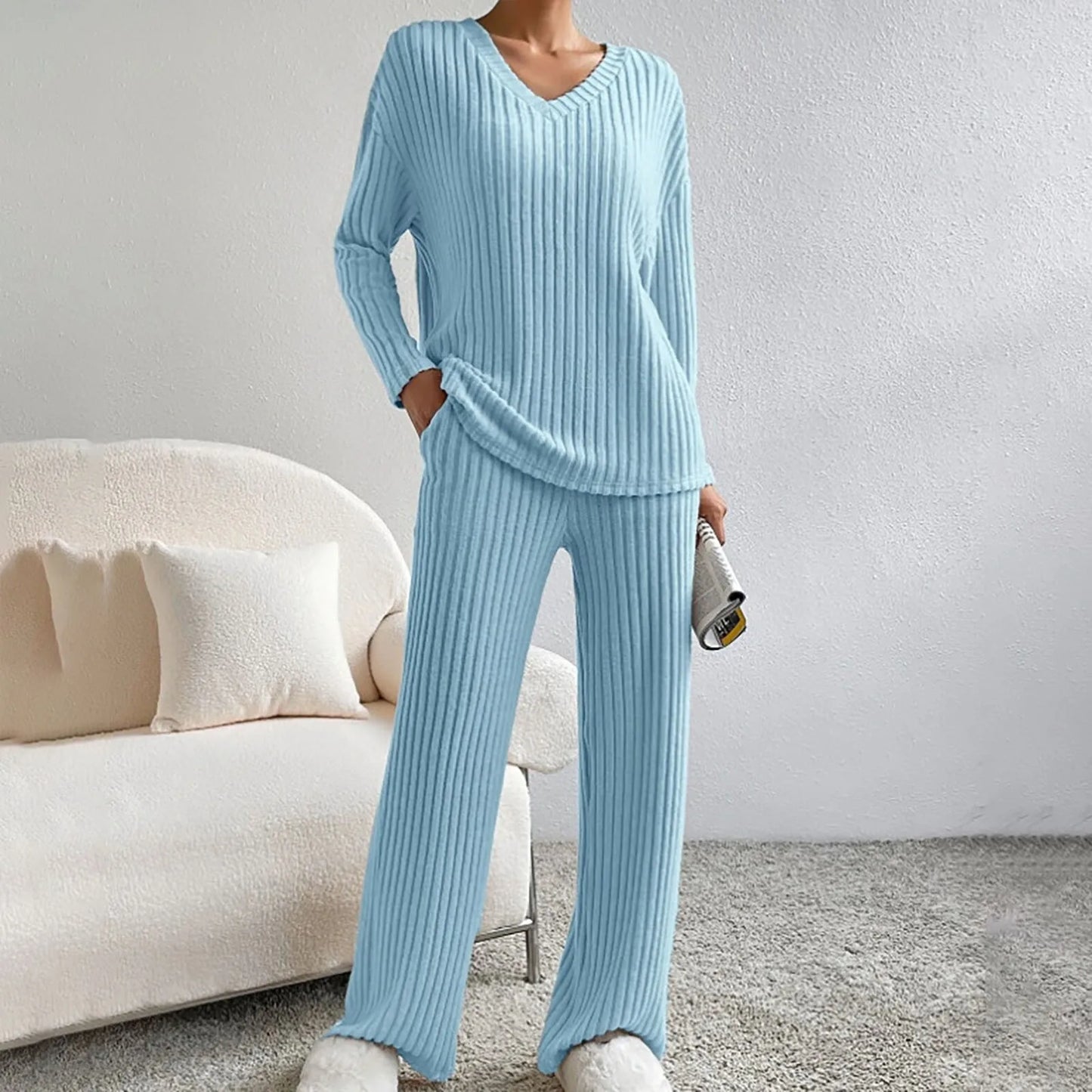Éloïse | 2-Piece Ribbed V-Neck Sweater and Wide-Leg Pants Set