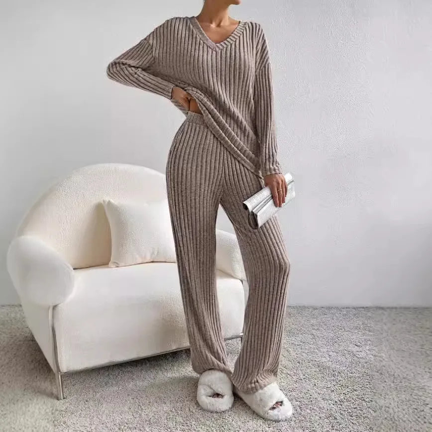 Éloïse | 2-Piece Ribbed V-Neck Sweater and Wide-Leg Pants Set