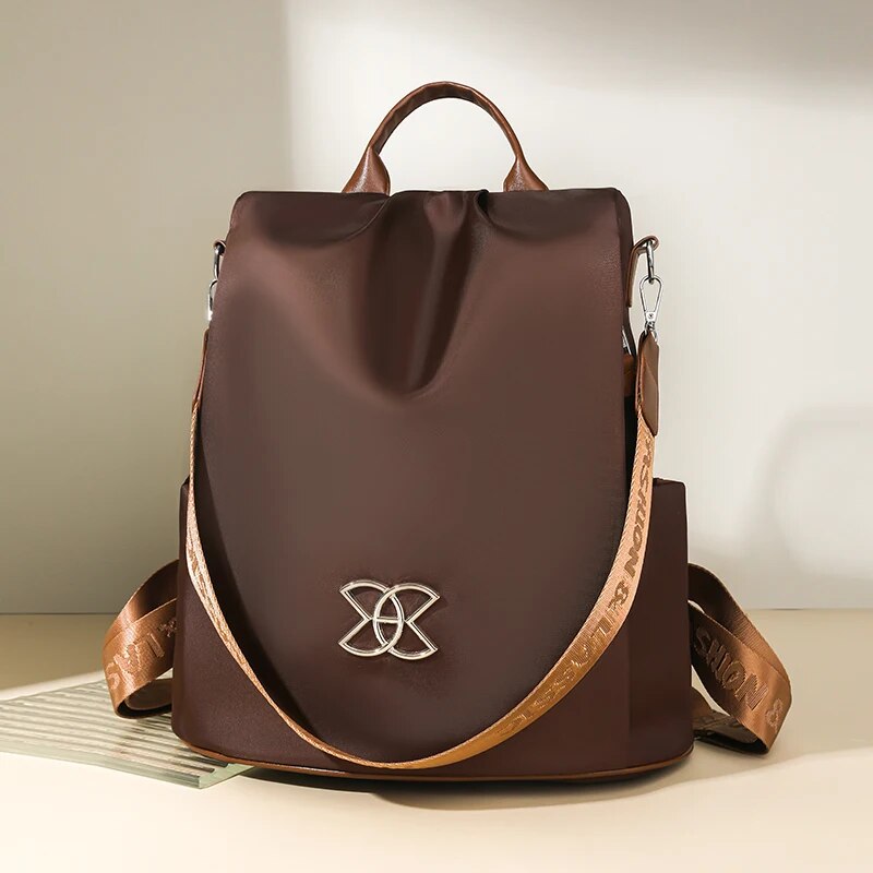 Anti-Theft Shoulder Bag with Discreet Back Closure - Lyvazza™